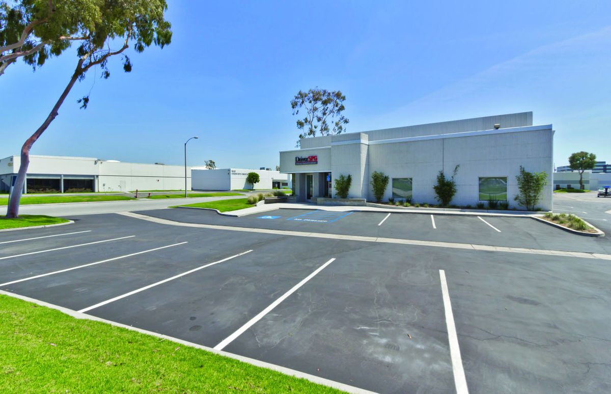 Freestanding building at Stadium Plaza Business Park